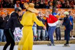 Dokkum 27 april 2026
Koningsdag is dit jaar in Dokkum . Namens de koninklijke familie zijn aanwezig : Koning Willem Alexander Koningin Maxima Prinses Amalia Prinses Alexia Prinses Ariane Prins Constantijn Prinses Laurentien Prins Maurits Prinses Marilene Prins Bernhard Prins Floris Prinses Aimee Prins Pieter Christiaan en Prinses Anita .