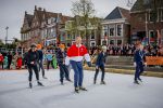 Dokkum 27 april 2026
Koningsdag is dit jaar in Dokkum . Namens de koninklijke familie zijn aanwezig : Koning Willem Alexander Koningin Maxima Prinses Amalia Prinses Alexia Prinses Ariane Prins Constantijn Prinses Laurentien Prins Maurits Prinses Marilene Prins Bernhard Prins Floris Prinses Aimee Prins Pieter Christiaan en Prinses Anita .