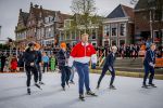 Dokkum 27 april 2026
Koningsdag is dit jaar in Dokkum . Namens de koninklijke familie zijn aanwezig : Koning Willem Alexander Koningin Maxima Prinses Amalia Prinses Alexia Prinses Ariane Prins Constantijn Prinses Laurentien Prins Maurits Prinses Marilene Prins Bernhard Prins Floris Prinses Aimee Prins Pieter Christiaan en Prinses Anita .