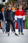 Dokkum 27 april 2026
Koningsdag is dit jaar in Dokkum . Namens de koninklijke familie zijn aanwezig : Koning Willem Alexander Koningin Maxima Prinses Amalia Prinses Alexia Prinses Ariane Prins Constantijn Prinses Laurentien Prins Maurits Prinses Marilene Prins Bernhard Prins Floris Prinses Aimee Prins Pieter Christiaan en Prinses Anita . Koning Willem Alexander en Marijke Groenewoud