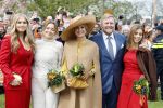 Dokkum 27 april 2026
Koningsdag is dit jaar in Dokkum . Namens de koninklijke familie zijn aanwezig : Koning Willem Alexander Koningin Maxima Prinses Amalia Prinses Alexia Prinses Ariane Prins Constantijn Prinses Laurentien Prins Maurits Prinses Marilene Prins Bernhard Prins Floris Prinses Aimee Prins Pieter Christiaan en Prinses Anita .