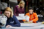 Farmsum (Hoogeveen), 1 April 2026
Koningin Maxima van Nederland bezoekt VEPA en JC-Electronics tijdens een werkbezoek in het kader van circulair ondernemerschap