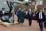 Scheveningen 2 april 2026
Koningin MÃ¡xima opent de gerenoveerde boulevard. De Scheveningse boulevard, al decennialang een van de bekendste en meest bezochte kustpromenades van Nederland, is de afgelopen jaren vernieuwd om beter aan te sluiten bij het groeiende aantal bezoekers en klaar te zijn voor de toekomst. Burgemeester Jan v Zanen begeleidde de Koningin . OOk de commisaris van de koning Wouter Kolff was aanwezig .