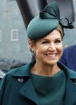 Scheveningen 2 april 2026
Koningin MÃ¡xima opent de gerenoveerde boulevard. De Scheveningse boulevard, al decennialang een van de bekendste en meest bezochte kustpromenades van Nederland, is de afgelopen jaren vernieuwd om beter aan te sluiten bij het groeiende aantal bezoekers en klaar te zijn voor de toekomst. Burgemeester Jan v Zanen begeleidde de Koningin . OOk de commisaris van de koning Wouter Kolff was aanwezig .