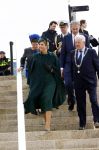 Scheveningen 2 april 2026
Koningin MÃ¡xima opent de gerenoveerde boulevard. De Scheveningse boulevard, al decennialang een van de bekendste en meest bezochte kustpromenades van Nederland, is de afgelopen jaren vernieuwd om beter aan te sluiten bij het groeiende aantal bezoekers en klaar te zijn voor de toekomst. Burgemeester Jan v Zanen begeleidde de Koningin . OOk de commisaris van de koning Wouter Kolff was aanwezig .
