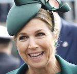 Scheveningen 2 april 2026
Koningin MÃ¡xima opent de gerenoveerde boulevard. De Scheveningse boulevard, al decennialang een van de bekendste en meest bezochte kustpromenades van Nederland, is de afgelopen jaren vernieuwd om beter aan te sluiten bij het groeiende aantal bezoekers en klaar te zijn voor de toekomst. Burgemeester Jan v Zanen begeleidde de Koningin . OOk de commisaris van de koning Wouter Kolff was aanwezig .