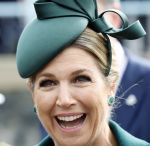 Scheveningen 2 april 2026
Koningin MÃ¡xima opent de gerenoveerde boulevard. De Scheveningse boulevard, al decennialang een van de bekendste en meest bezochte kustpromenades van Nederland, is de afgelopen jaren vernieuwd om beter aan te sluiten bij het groeiende aantal bezoekers en klaar te zijn voor de toekomst. Burgemeester Jan v Zanen begeleidde de Koningin . OOk de commisaris van de koning Wouter Kolff was aanwezig .