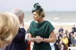 Scheveningen 2 april 2026
Koningin MÃ¡xima opent de gerenoveerde boulevard. De Scheveningse boulevard, al decennialang een van de bekendste en meest bezochte kustpromenades van Nederland, is de afgelopen jaren vernieuwd om beter aan te sluiten bij het groeiende aantal bezoekers en klaar te zijn voor de toekomst. Burgemeester Jan v Zanen begeleidde de Koningin . OOk de commisaris van de koning Wouter Kolff was aanwezig .