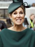 Scheveningen 2 april 2026
Koningin MÃ¡xima opent de gerenoveerde boulevard. De Scheveningse boulevard, al decennialang een van de bekendste en meest bezochte kustpromenades van Nederland, is de afgelopen jaren vernieuwd om beter aan te sluiten bij het groeiende aantal bezoekers en klaar te zijn voor de toekomst. Burgemeester Jan v Zanen begeleidde de Koningin . OOk de commisaris van de koning Wouter Kolff was aanwezig .