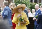 Dokkum 27 april 2026
Koningsdag is dit jaar in Dokkum . Namens de koninklijke familie zijn aanwezig : Koning Willem Alexander Koningin Maxima Prinses Amalia Prinses Alexia Prinses Ariane Prins Constantijn Prinses Laurentien Prins Maurits Prinses Marilene Prins Bernhard Prins Floris Prinses Aimee Prins Pieter Christiaan en Prinses Anita .
