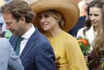 Dokkum 27 april 2026
Koningsdag is dit jaar in Dokkum . Namens de koninklijke familie zijn aanwezig : Koning Willem Alexander Koningin Maxima Prinses Amalia Prinses Alexia Prinses Ariane Prins Constantijn Prinses Laurentien Prins Maurits Prinses Marilene Prins Bernhard Prins Floris Prinses Aimee Prins Pieter Christiaan en Prinses Anita .