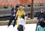 Dokkum 27 april 2026
Koningsdag is dit jaar in Dokkum . Namens de koninklijke familie zijn aanwezig : Koning Willem Alexander Koningin Maxima Prinses Amalia Prinses Alexia Prinses Ariane Prins Constantijn Prinses Laurentien Prins Maurits Prinses Marilene Prins Bernhard Prins Floris Prinses Aimee Prins Pieter Christiaan en Prinses Anita .