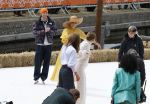 Dokkum 27 april 2026
Koningsdag is dit jaar in Dokkum . Namens de koninklijke familie zijn aanwezig : Koning Willem Alexander Koningin Maxima Prinses Amalia Prinses Alexia Prinses Ariane Prins Constantijn Prinses Laurentien Prins Maurits Prinses Marilene Prins Bernhard Prins Floris Prinses Aimee Prins Pieter Christiaan en Prinses Anita .