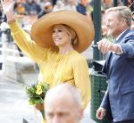 Dokkum 27 april 2026
Koningsdag is dit jaar in Dokkum . Namens de koninklijke familie zijn aanwezig : Koning Willem Alexander Koningin Maxima Prinses Amalia Prinses Alexia Prinses Ariane Prins Constantijn Prinses Laurentien Prins Maurits Prinses Marilene Prins Bernhard Prins Floris Prinses Aimee Prins Pieter Christiaan en Prinses Anita .