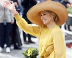 Dokkum 27 april 2026
Koningsdag is dit jaar in Dokkum . Namens de koninklijke familie zijn aanwezig : Koning Willem Alexander Koningin Maxima Prinses Amalia Prinses Alexia Prinses Ariane Prins Constantijn Prinses Laurentien Prins Maurits Prinses Marilene Prins Bernhard Prins Floris Prinses Aimee Prins Pieter Christiaan en Prinses Anita .