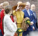Dokkum 27 april 2026
Koningsdag is dit jaar in Dokkum . Namens de koninklijke familie zijn aanwezig : Koning Willem Alexander Koningin Maxima Prinses Amalia Prinses Alexia Prinses Ariane Prins Constantijn Prinses Laurentien Prins Maurits Prinses Marilene Prins Bernhard Prins Floris Prinses Aimee Prins Pieter Christiaan en Prinses Anita .