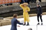 Dokkum 27 april 2026
Koningsdag is dit jaar in Dokkum . Namens de koninklijke familie zijn aanwezig : Koning Willem Alexander Koningin Maxima Prinses Amalia Prinses Alexia Prinses Ariane Prins Constantijn Prinses Laurentien Prins Maurits Prinses Marilene Prins Bernhard Prins Floris Prinses Aimee Prins Pieter Christiaan en Prinses Anita .