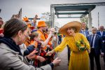 Dokkum 27 april 2026
Koningsdag is dit jaar in Dokkum . Namens de koninklijke familie zijn aanwezig : Koning Willem Alexander Koningin Maxima Prinses Amalia Prinses Alexia Prinses Ariane Prins Constantijn Prinses Laurentien Prins Maurits Prinses Marilene Prins Bernhard Prins Floris Prinses Aimee Prins Pieter Christiaan en Prinses Anita .