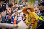 Dokkum 27 april 2026
Koningsdag is dit jaar in Dokkum . Namens de koninklijke familie zijn aanwezig : Koning Willem Alexander Koningin Maxima Prinses Amalia Prinses Alexia Prinses Ariane Prins Constantijn Prinses Laurentien Prins Maurits Prinses Marilene Prins Bernhard Prins Floris Prinses Aimee Prins Pieter Christiaan en Prinses Anita .