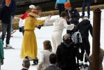 Dokkum 27 april 2026
Koningsdag is dit jaar in Dokkum . Namens de koninklijke familie zijn aanwezig : Koning Willem Alexander Koningin Maxima Prinses Amalia Prinses Alexia Prinses Ariane Prins Constantijn Prinses Laurentien Prins Maurits Prinses Marilene Prins Bernhard Prins Floris Prinses Aimee Prins Pieter Christiaan en Prinses Anita .