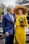 Dokkum 27 april 2026
Koningsdag is dit jaar in Dokkum . Namens de koninklijke familie zijn aanwezig : Koning Willem Alexander Koningin Maxima Prinses Amalia Prinses Alexia Prinses Ariane Prins Constantijn Prinses Laurentien Prins Maurits Prinses Marilene Prins Bernhard Prins Floris Prinses Aimee Prins Pieter Christiaan en Prinses Anita .