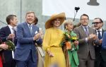 Dokkum 27 april 2026
Koningsdag is dit jaar in Dokkum . Namens de koninklijke familie zijn aanwezig : Koning Willem Alexander Koningin Maxima Prinses Amalia Prinses Alexia Prinses Ariane Prins Constantijn Prinses Laurentien Prins Maurits Prinses Marilene Prins Bernhard Prins Floris Prinses Aimee Prins Pieter Christiaan en Prinses Anita .
