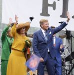 Dokkum 27 april 2026
Koningsdag is dit jaar in Dokkum . Namens de koninklijke familie zijn aanwezig : Koning Willem Alexander Koningin Maxima Prinses Amalia Prinses Alexia Prinses Ariane Prins Constantijn Prinses Laurentien Prins Maurits Prinses Marilene Prins Bernhard Prins Floris Prinses Aimee Prins Pieter Christiaan en Prinses Anita .