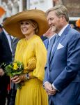 Dokkum 27 april 2026
Koningsdag is dit jaar in Dokkum . Namens de koninklijke familie zijn aanwezig : Koning Willem Alexander Koningin Maxima Prinses Amalia Prinses Alexia Prinses Ariane Prins Constantijn Prinses Laurentien Prins Maurits Prinses Marilene Prins Bernhard Prins Floris Prinses Aimee Prins Pieter Christiaan en Prinses Anita .