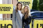 Amsterdam 22 april 2026
Presentatie nieuwe L Homo . Nicolas Keenan staat op de cover . Loiza Lamers met een vriendin