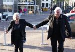 Zaandam 24 april 2026
Willeke v Ammelrooy heeft een koninklijke ondersceiding (linte) gekregen . Rene Mioch organiseert een fotomoment in het Zaantheater . Marco Bakker was er natuurlijk ook bij .