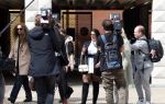 Den Bosch 15 april 2026
Rechtszaak Peter Gillis vs Nicol Kremers in de rechtbank van Den Bosch . Peter zijn kinderen en vriendin Wendy v Hout zijn met hem mee . Nicol Kremers met advocaat Sebas Diekstra
