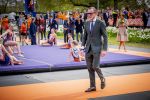 Dokkum 27 april 2026
Koningsdag is dit jaar in Dokkum . Namens de koninklijke familie zijn aanwezig : Koning Willem Alexander Koningin Maxima Prinses Amalia Prinses Alexia Prinses Ariane Prins Constantijn Prinses Laurentien Prins Maurits Prinses Marilene Prins Bernhard Prins Floris Prinses Aimee Prins Pieter Christiaan en Prinses Anita .