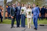 Dokkum 27 april 2026
Koningsdag is dit jaar in Dokkum . Namens de koninklijke familie zijn aanwezig : Koning Willem Alexander Koningin Maxima Prinses Amalia Prinses Alexia Prinses Ariane Prins Constantijn Prinses Laurentien Prins Maurits Prinses Marilene Prins Bernhard Prins Floris Prinses Aimee Prins Pieter Christiaan en Prinses Anita .