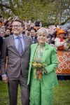 Dokkum 27 april 2026
Koningsdag is dit jaar in Dokkum . Namens de koninklijke familie zijn aanwezig : Koning Willem Alexander Koningin Maxima Prinses Amalia Prinses Alexia Prinses Ariane Prins Constantijn Prinses Laurentien Prins Maurits Prinses Marilene Prins Bernhard Prins Floris Prinses Aimee Prins Pieter Christiaan en Prinses Anita .