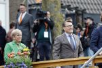 Dokkum 27 april 2026
Koningsdag is dit jaar in Dokkum . Namens de koninklijke familie zijn aanwezig : Koning Willem Alexander Koningin Maxima Prinses Amalia Prinses Alexia Prinses Ariane Prins Constantijn Prinses Laurentien Prins Maurits Prinses Marilene Prins Bernhard Prins Floris Prinses Aimee Prins Pieter Christiaan en Prinses Anita .
