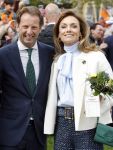 Dokkum 27 april 2026
Koningsdag is dit jaar in Dokkum . Namens de koninklijke familie zijn aanwezig : Koning Willem Alexander Koningin Maxima Prinses Amalia Prinses Alexia Prinses Ariane Prins Constantijn Prinses Laurentien Prins Maurits Prinses Marilene Prins Bernhard Prins Floris Prinses Aimee Prins Pieter Christiaan en Prinses Anita .