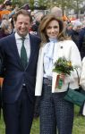 Dokkum 27 april 2026
Koningsdag is dit jaar in Dokkum . Namens de koninklijke familie zijn aanwezig : Koning Willem Alexander Koningin Maxima Prinses Amalia Prinses Alexia Prinses Ariane Prins Constantijn Prinses Laurentien Prins Maurits Prinses Marilene Prins Bernhard Prins Floris Prinses Aimee Prins Pieter Christiaan en Prinses Anita .