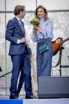 Dokkum 27 april 2026
Koningsdag is dit jaar in Dokkum . Namens de koninklijke familie zijn aanwezig : Koning Willem Alexander Koningin Maxima Prinses Amalia Prinses Alexia Prinses Ariane Prins Constantijn Prinses Laurentien Prins Maurits Prinses Marilene Prins Bernhard Prins Floris Prinses Aimee Prins Pieter Christiaan en Prinses Anita .