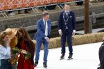 Dokkum 27 april 2026
Koningsdag is dit jaar in Dokkum . Namens de koninklijke familie zijn aanwezig : Koning Willem Alexander Koningin Maxima Prinses Amalia Prinses Alexia Prinses Ariane Prins Constantijn Prinses Laurentien Prins Maurits Prinses Marilene Prins Bernhard Prins Floris Prinses Aimee Prins Pieter Christiaan en Prinses Anita .