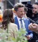 Dokkum 27 april 2026
Koningsdag is dit jaar in Dokkum . Namens de koninklijke familie zijn aanwezig : Koning Willem Alexander Koningin Maxima Prinses Amalia Prinses Alexia Prinses Ariane Prins Constantijn Prinses Laurentien Prins Maurits Prinses Marilene Prins Bernhard Prins Floris Prinses Aimee Prins Pieter Christiaan en Prinses Anita .