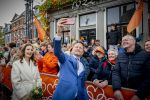 Dokkum 27 april 2026
Koningsdag is dit jaar in Dokkum . Namens de koninklijke familie zijn aanwezig : Koning Willem Alexander Koningin Maxima Prinses Amalia Prinses Alexia Prinses Ariane Prins Constantijn Prinses Laurentien Prins Maurits Prinses Marilene Prins Bernhard Prins Floris Prinses Aimee Prins Pieter Christiaan en Prinses Anita .