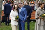 Dokkum 27 april 2026
Koningsdag is dit jaar in Dokkum . Namens de koninklijke familie zijn aanwezig : Koning Willem Alexander Koningin Maxima Prinses Amalia Prinses Alexia Prinses Ariane Prins Constantijn Prinses Laurentien Prins Maurits Prinses Marilene Prins Bernhard Prins Floris Prinses Aimee Prins Pieter Christiaan en Prinses Anita .