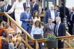 Dokkum 27 april 2026
Koningsdag is dit jaar in Dokkum . Namens de koninklijke familie zijn aanwezig : Koning Willem Alexander Koningin Maxima Prinses Amalia Prinses Alexia Prinses Ariane Prins Constantijn Prinses Laurentien Prins Maurits Prinses Marilene Prins Bernhard Prins Floris Prinses Aimee Prins Pieter Christiaan en Prinses Anita .