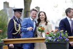 Dokkum 27 april 2026
Koningsdag is dit jaar in Dokkum . Namens de koninklijke familie zijn aanwezig : Koning Willem Alexander Koningin Maxima Prinses Amalia Prinses Alexia Prinses Ariane Prins Constantijn Prinses Laurentien Prins Maurits Prinses Marilene Prins Bernhard Prins Floris Prinses Aimee Prins Pieter Christiaan en Prinses Anita .