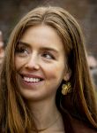 Dokkum 27 april 2026
Koningsdag is dit jaar in Dokkum . Namens de koninklijke familie zijn aanwezig : Koning Willem Alexander Koningin Maxima Prinses Amalia Prinses Alexia Prinses Ariane Prins Constantijn Prinses Laurentien Prins Maurits Prinses Marilene Prins Bernhard Prins Floris Prinses Aimee Prins Pieter Christiaan en Prinses Anita .