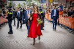 Dokkum 27 april 2026
Koningsdag is dit jaar in Dokkum . Namens de koninklijke familie zijn aanwezig : Koning Willem Alexander Koningin Maxima Prinses Amalia Prinses Alexia Prinses Ariane Prins Constantijn Prinses Laurentien Prins Maurits Prinses Marilene Prins Bernhard Prins Floris Prinses Aimee Prins Pieter Christiaan en Prinses Anita .