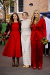 Dokkum 27 april 2026
Koningsdag is dit jaar in Dokkum . Namens de koninklijke familie zijn aanwezig : Koning Willem Alexander Koningin Maxima Prinses Amalia Prinses Alexia Prinses Ariane Prins Constantijn Prinses Laurentien Prins Maurits Prinses Marilene Prins Bernhard Prins Floris Prinses Aimee Prins Pieter Christiaan en Prinses Anita .