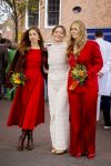 Dokkum 27 april 2026
Koningsdag is dit jaar in Dokkum . Namens de koninklijke familie zijn aanwezig : Koning Willem Alexander Koningin Maxima Prinses Amalia Prinses Alexia Prinses Ariane Prins Constantijn Prinses Laurentien Prins Maurits Prinses Marilene Prins Bernhard Prins Floris Prinses Aimee Prins Pieter Christiaan en Prinses Anita .