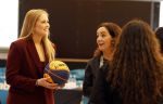 Amsterdam 16 april 2026
Prinses Amalia is op uitnodiging van Burgemeester Femke Halsema 2 dagen op tour door Amsterdam.