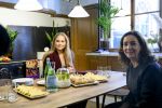 AMSTERDAM- Prinses Amalia brengt op uitnodiging van burgemeester Halsema een bezoek aan Amsterdam.Bezoek aan het nachtleven Bar San Francisco en  Club Nachbar  De Prinses maakt tijdens het tweedaagse bezoek nader kennis met diverse sectoren en wordt bijgepraat over actuele onderwerpen als wetenschap, sport, cultuur, wonen en sociale verbondenheid.
